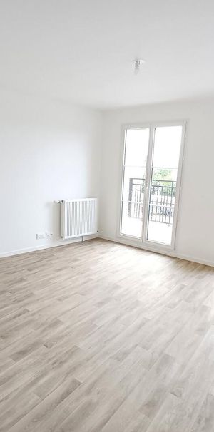 location Appartement T2 DE 42.78m² À LE BLANC MESNIL - Photo 1