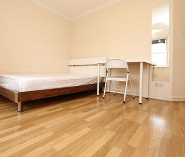 Room in a Shared Flat, Saunders Ness Road, E14 - Photo 2