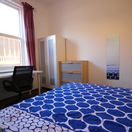 6-bedroom shared house / townhouse, Rankine Rd - Photo 3