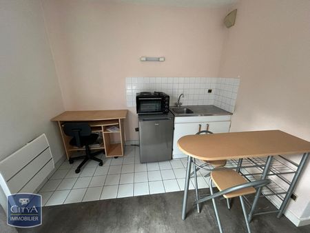 Location Appartement 1 pièce 23m² LAVAL 53000 - Photo 4