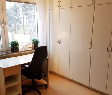 Rönnbergagatan, Västerås - Photo 2