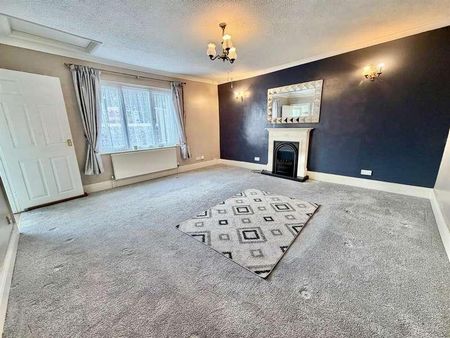 Kingsleigh Manor, Lower Warberry Road, Torquay, TQ1 - Photo 2