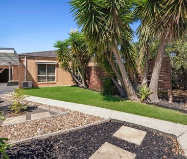 Expansive Family Abode in ever-popular Lovely Banks - Photo 4