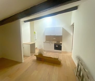 Location Appartement 2 pièces 34m² VILLEFRANCHE SUR SAONE 69400 - Photo 4