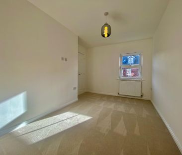 2 bedroom house to rent - Photo 1