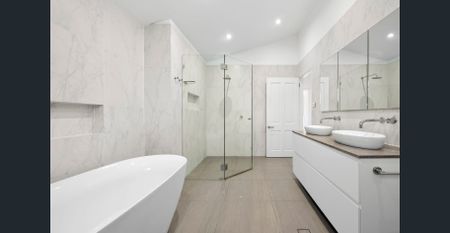 Family Oasis in the heart of Balgowlah - Photo 5