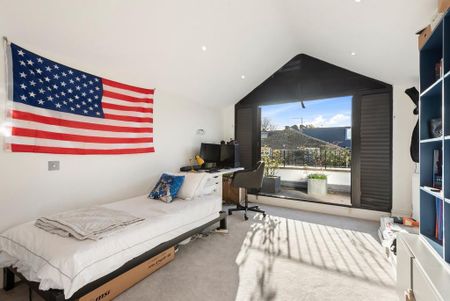 4 bedroom terraced house to rent - Photo 5