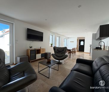 Location Maison 5 pièces 98m² - Photo 2