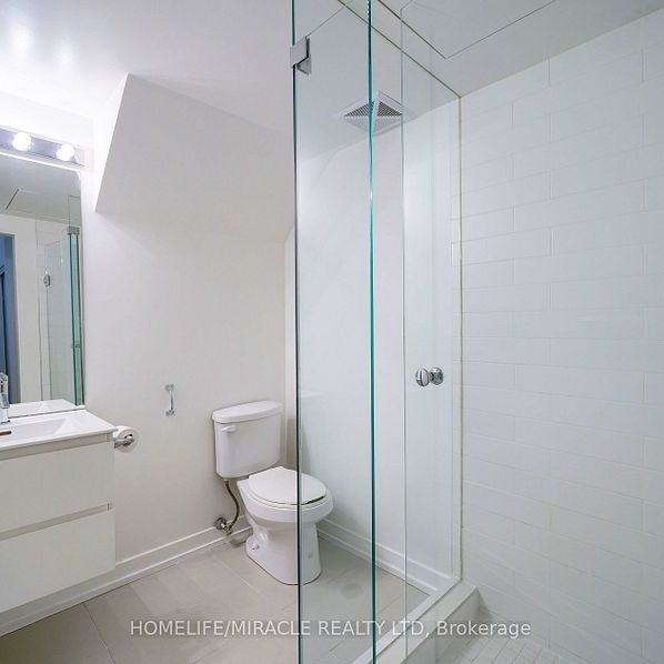 For Lease - 1331 Gerrard Street Unit# 2, Toronto, Ontario - Photo 1