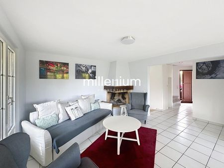 Maison jumelle lumineuse avec beau jardin clôturé - Foto 5