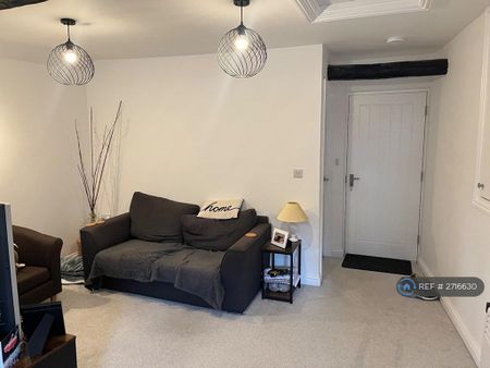1 bedroom flat to rent - Photo 2