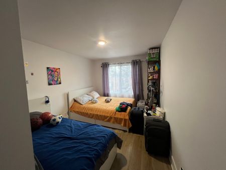 5180 Av. Walkley - Photo 3