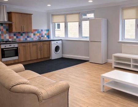 2 bedroom flat to rent - Photo 4