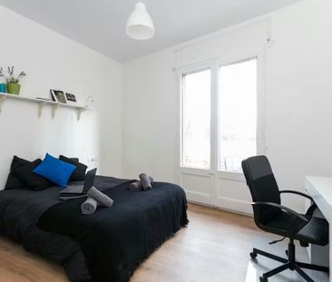 Carrer d'Alí bei, Barcelona, Catalonia 08013 - Photo 1