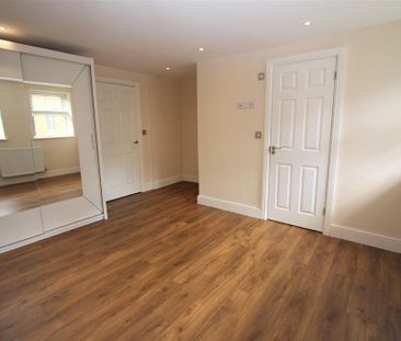 2 bedroom maisonette to rent - Photo 4