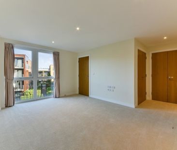 3 bedroom apartment to rent - Photo 3