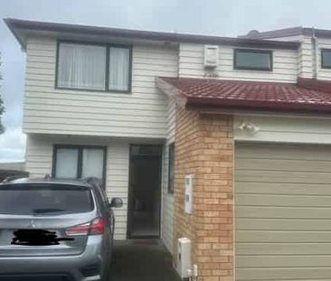 Contemporary 3-Bedroom Townhouse for Rent in Northcross - Photo 1