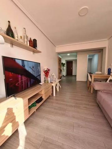 Carrer de Polo y Peyrolón, Valencia, Valencian Community 46021 - Photo 2