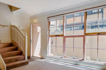 151 La Trobe Street, Melbourne - Photo 2