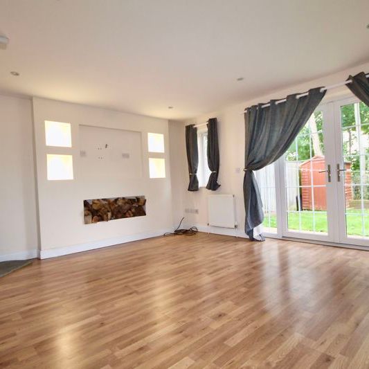 Third Avenue, Havant - Photo 1