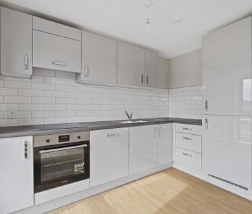 2 bedroom apartment to rent - Photo 5