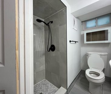 For Lease - 38 Wishing Well Drive Unit# B, Toronto, Ontario - Photo 4