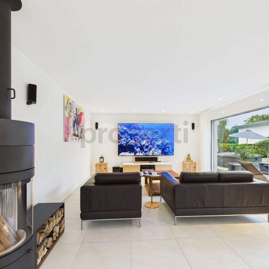 Exclusive single-family house in Dürnten – with sauna and Jacuzzi - Foto 1