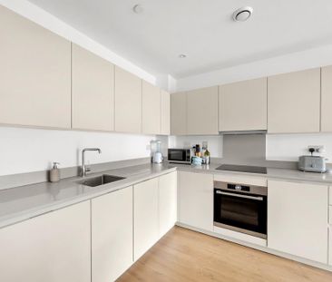 2 bedroom flat to rent - Photo 4