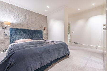 3 bedroom flat to rent - Photo 3