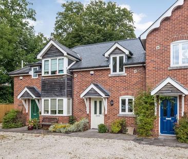 2 bedroom terraced house to rent - Photo 4