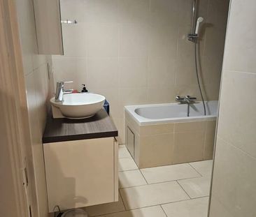 Appartement te huur - Photo 1