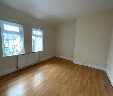 39 Woodvale Drive, Belfast, BT13 3LN - Photo 2