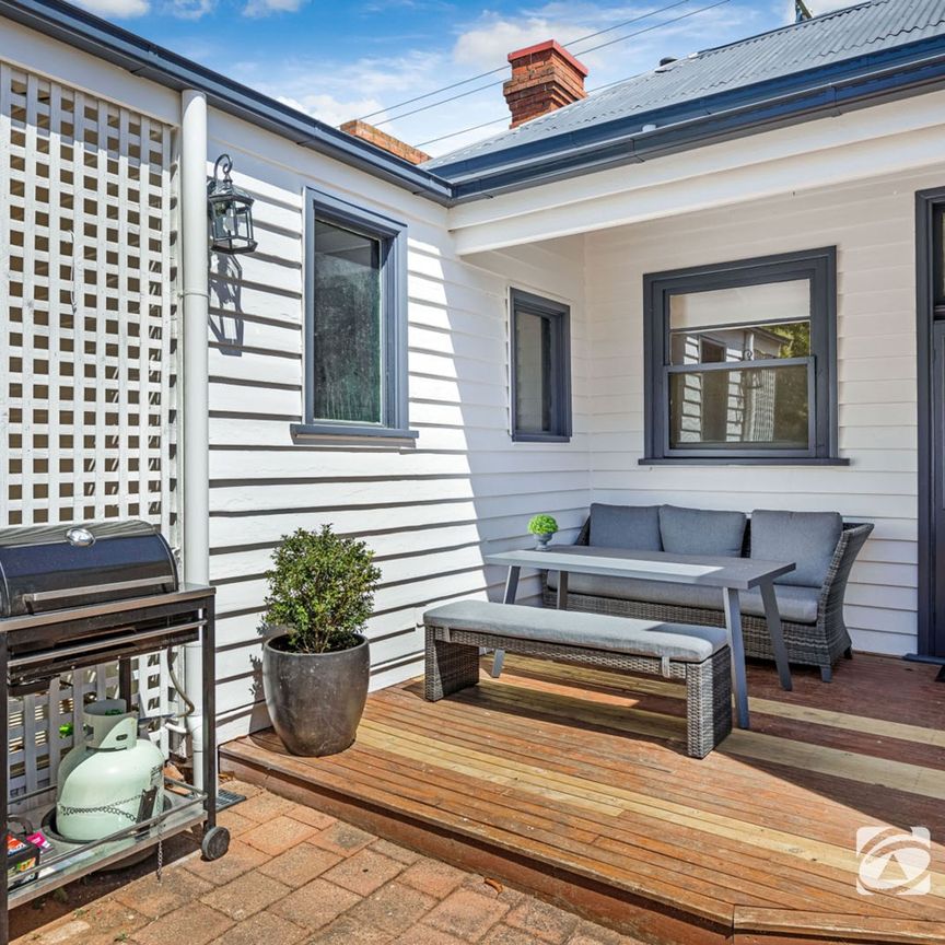 51 Gladstone Street, Quarry Hill - Photo 1