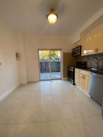 For Lease - 1524 Dupont Street Unit# Upper, Toronto, Ontario - Photo 3