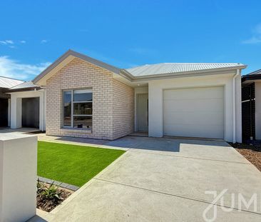 12 Maynard Street, Angle Vale, SA 5117 - Photo 3