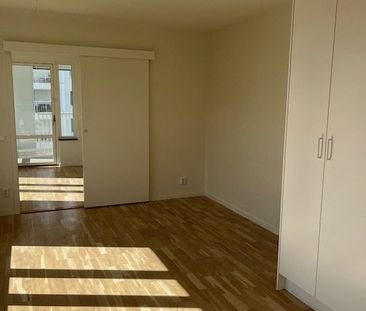 Hjulstavägen, Spånga - Photo 1