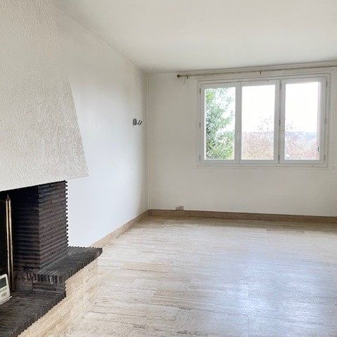 Location Maison 4 pièces 110m² MASSY 91300 - Photo 1