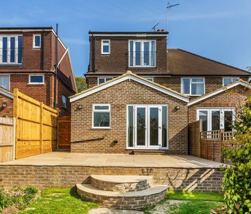 Ref: GK - New North Road - Photo 2
