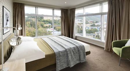 Wellington Central, Three Bedrooms - Photo 4