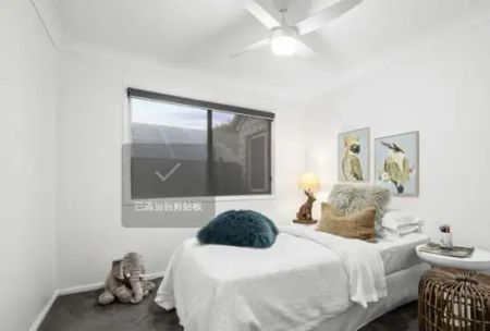 “Comfortable Family Home in a Convenient Forest Lake Location” - Photo 3