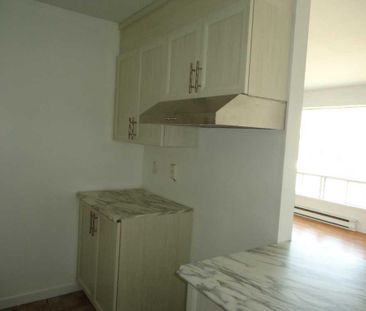 Logement style condo 41/2 a CHARNY rive sud de QUEBEC 1er étage La ... - Photo 3