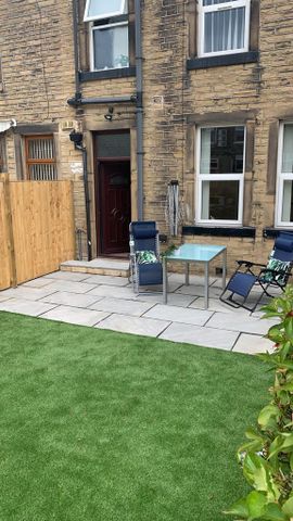 1 bedroom in a house share to rent - Photo 5