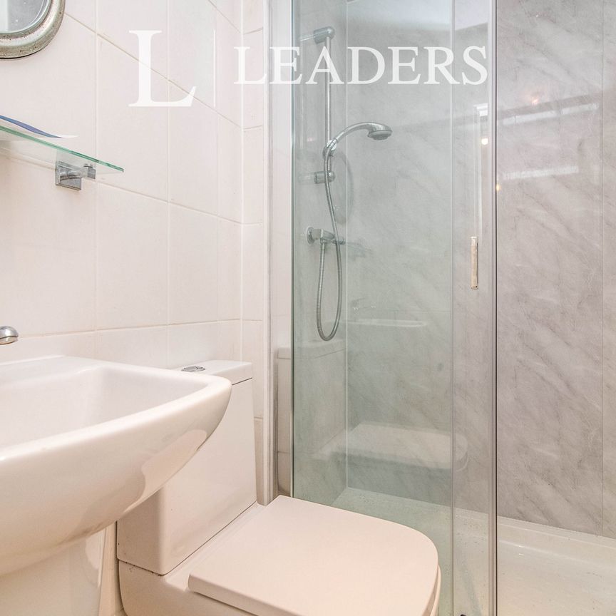 2 bedroom house to rent Station Road, Kings Norton, B38 - Photo 1