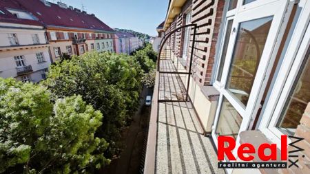 Pronájem, byt 3+1 + lodžie + balkón, CP 112 m - Fotografie 2
