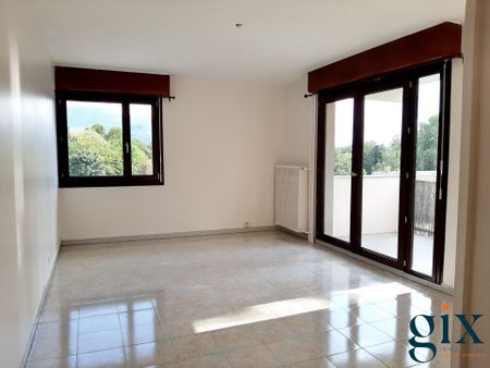 Location Appartement 4 pièces 81m² MEYLAN 38240 - Photo 3