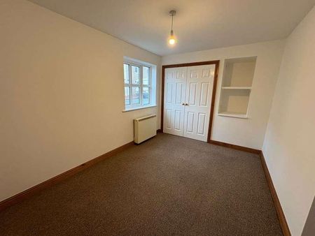 Caffrey Court, Barrow-in-furness, LA14 - Photo 2