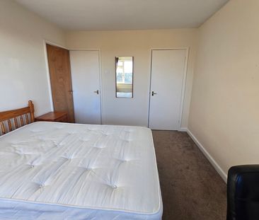 5 bed house to rent in Bluebell Crescent, Norwich, Norwich - Photo 4