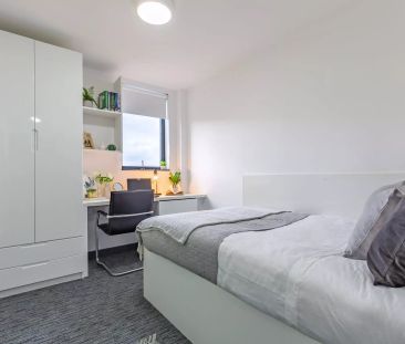 Premium Plus Ensuite - Photo 6