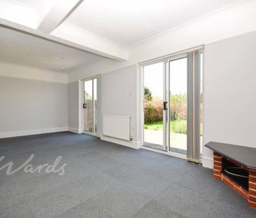 2 bedroom detached bungalow to rent - Photo 4