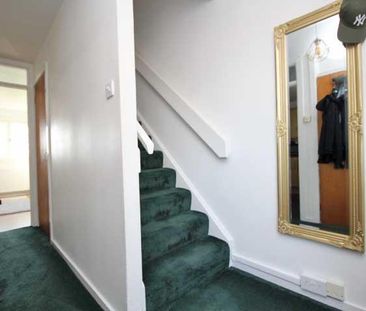 2 bedroom duplex to rent - Photo 3